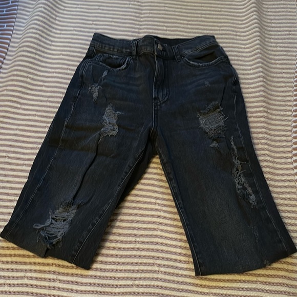 Urban Outfitters Black High Rise Slim Straight Jeans - Picture 1 of 3